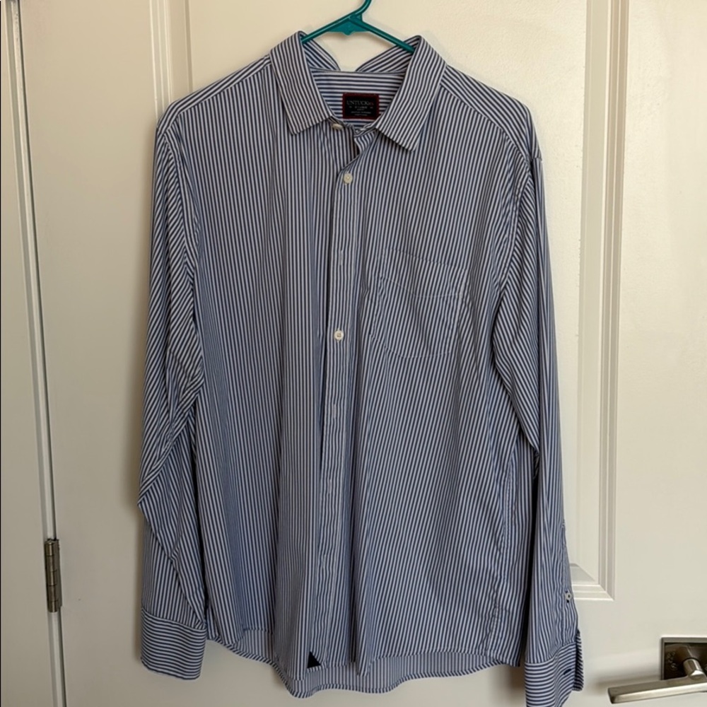 UNTUCKit Mens Button Down